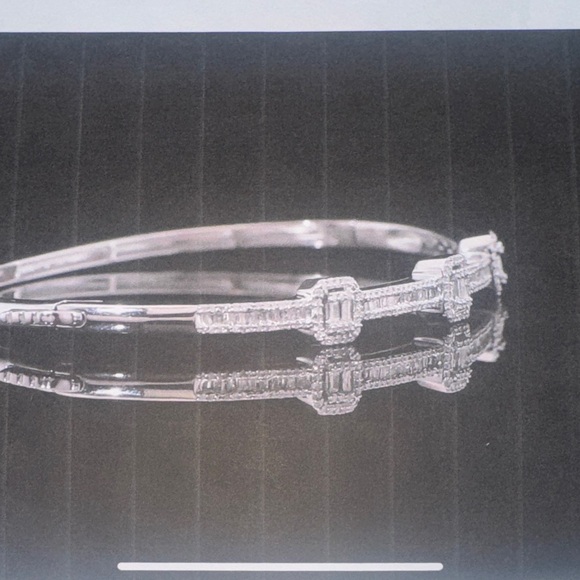 BRACELET, DIAMOND, BANGLE, 7.25”. ELEGANT, ART DECO - Picture 7 of 13